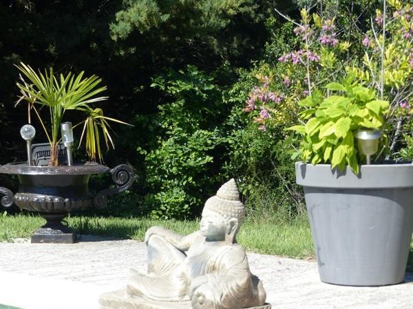 Les Anges LʼIsle-sur-la-Sorgue Exterior foto