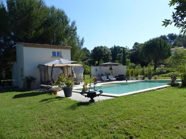 Les Anges LʼIsle-sur-la-Sorgue Exterior foto