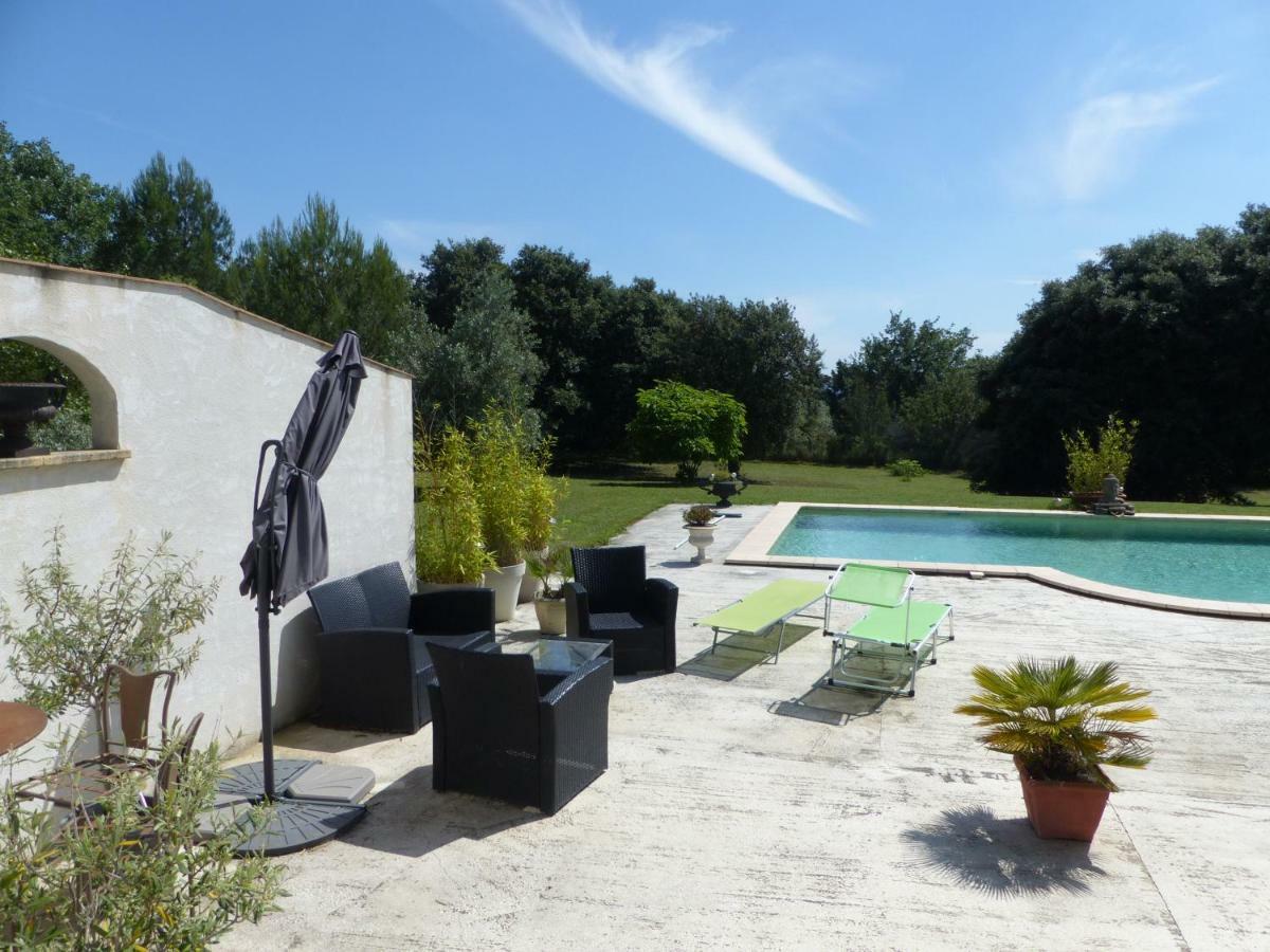 Les Anges LʼIsle-sur-la-Sorgue Exterior foto