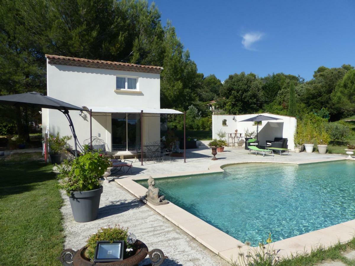 Les Anges LʼIsle-sur-la-Sorgue Exterior foto